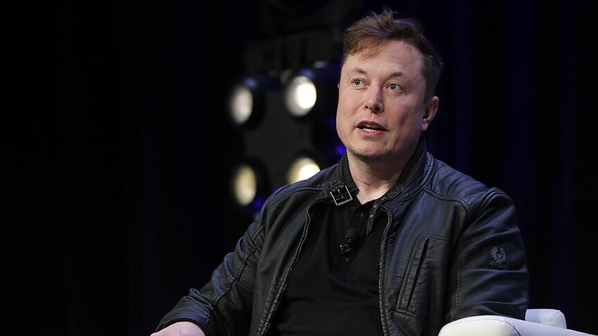 Elon Musk dünyanın ilk trilyoneri oldu
