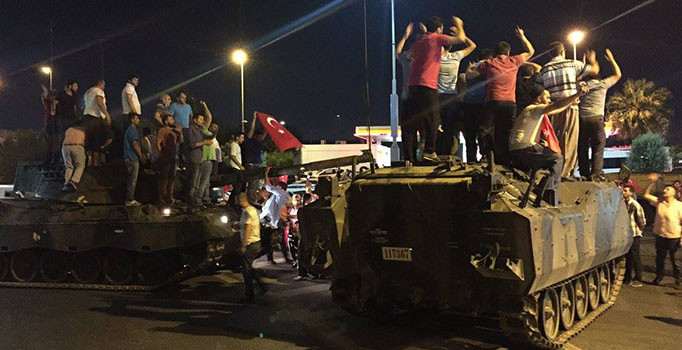 SON DAKİKA! Darbe soruşturmasında 39 askere tahliye kararı