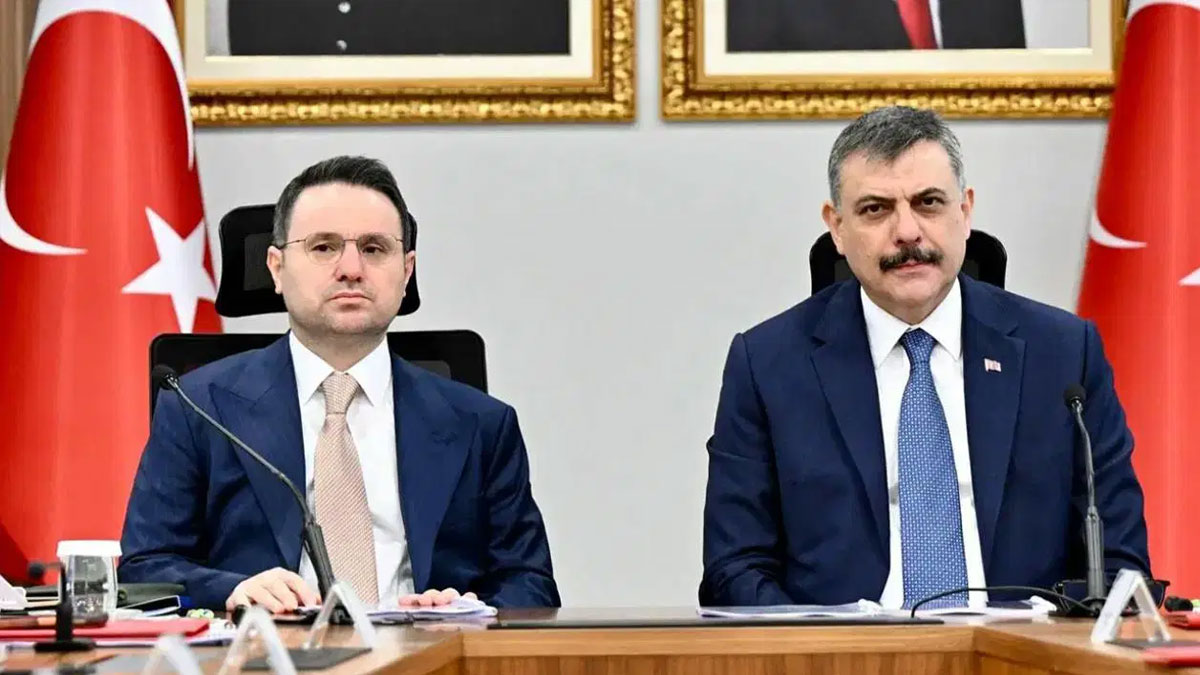 CHP'li vekilden Fatoş Pınar Türker iddiaları için soru önergesi: Çıplak arama işkencedir