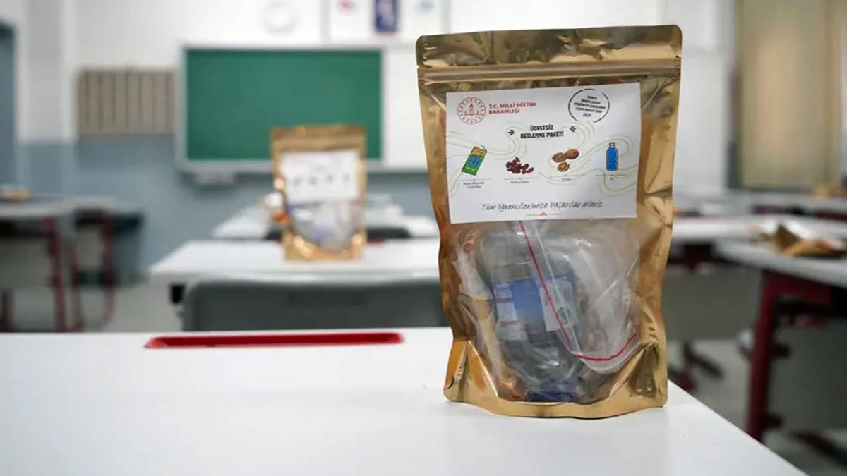 Sıralar hazırlandı, paketler konuldu: 924 bin 191 LGS adayına beslenme desteği