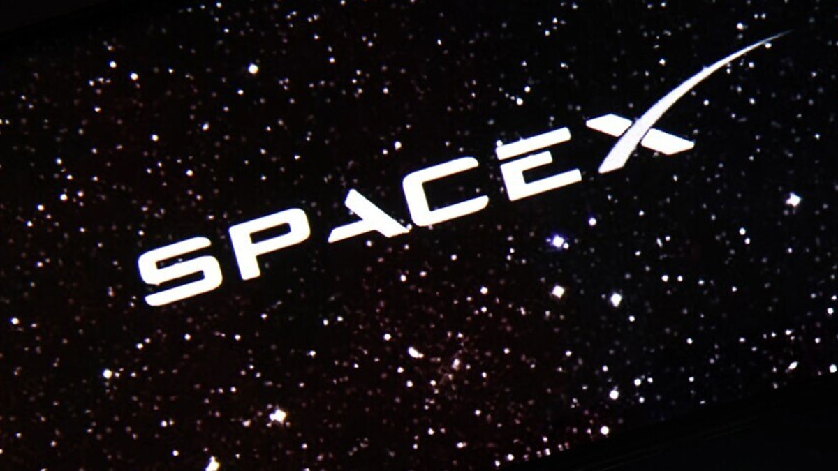 SpaceX hisseleri 150 dolardan işlem görmeye başladı: Elon Musk dünyanın ilk trilyoneri oldu
