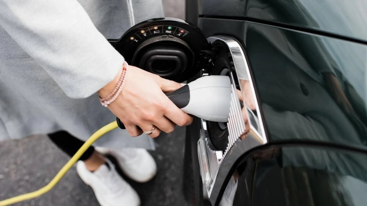 Hafif ticaride elektrikli araç satışları yüzde 146 arttı