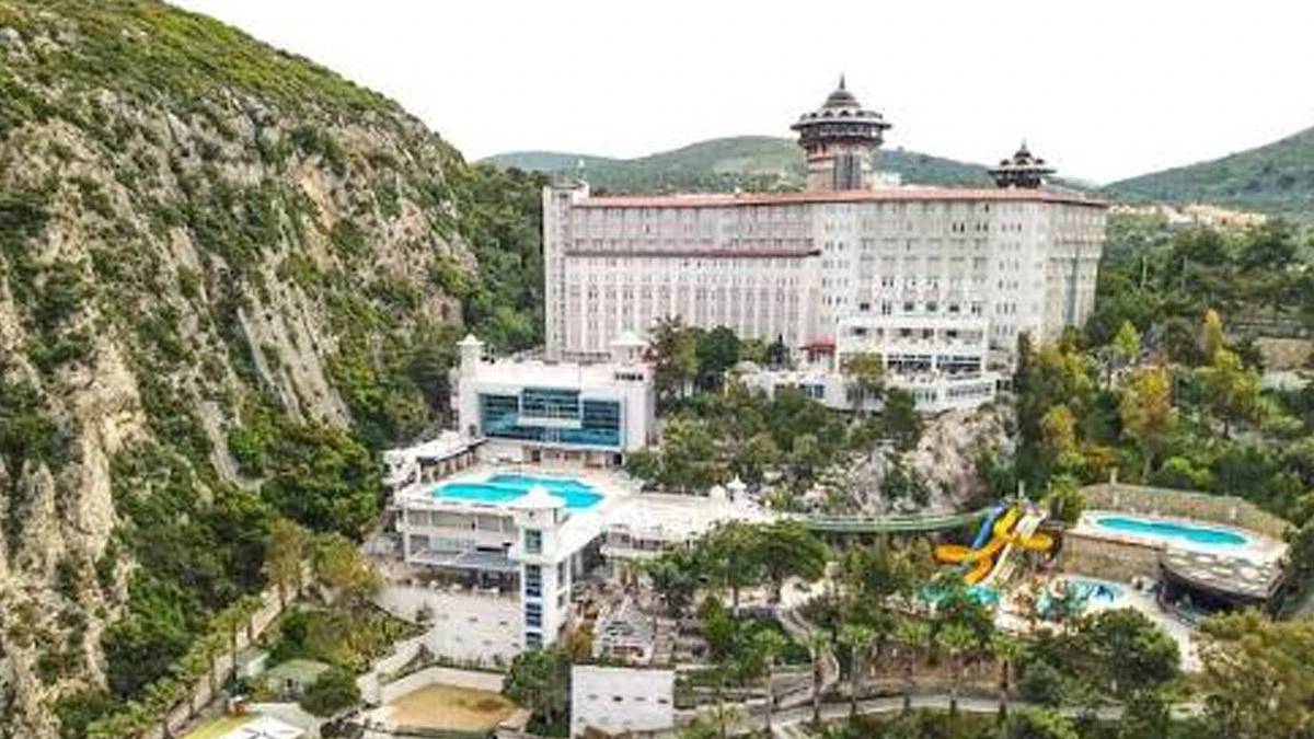 Kuşadası’nın simge oteli konkordato başvurusunda bulundu