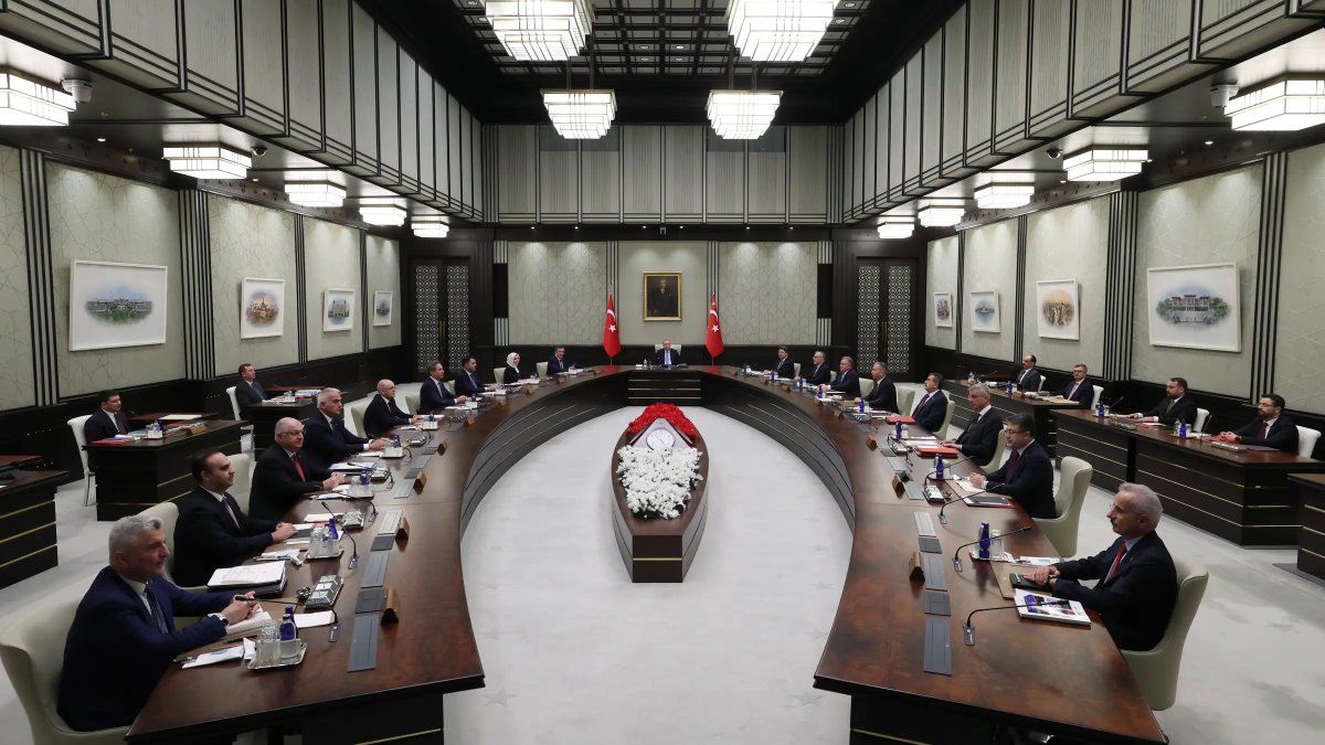 Bakanlar Toplantısı bugün: Gündemde hangi konular var?