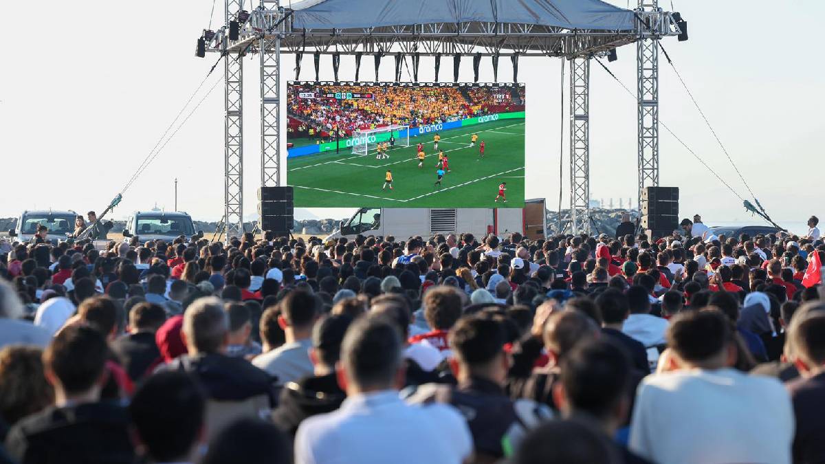 Bakırköy’de Dünya Kupası coşkusu