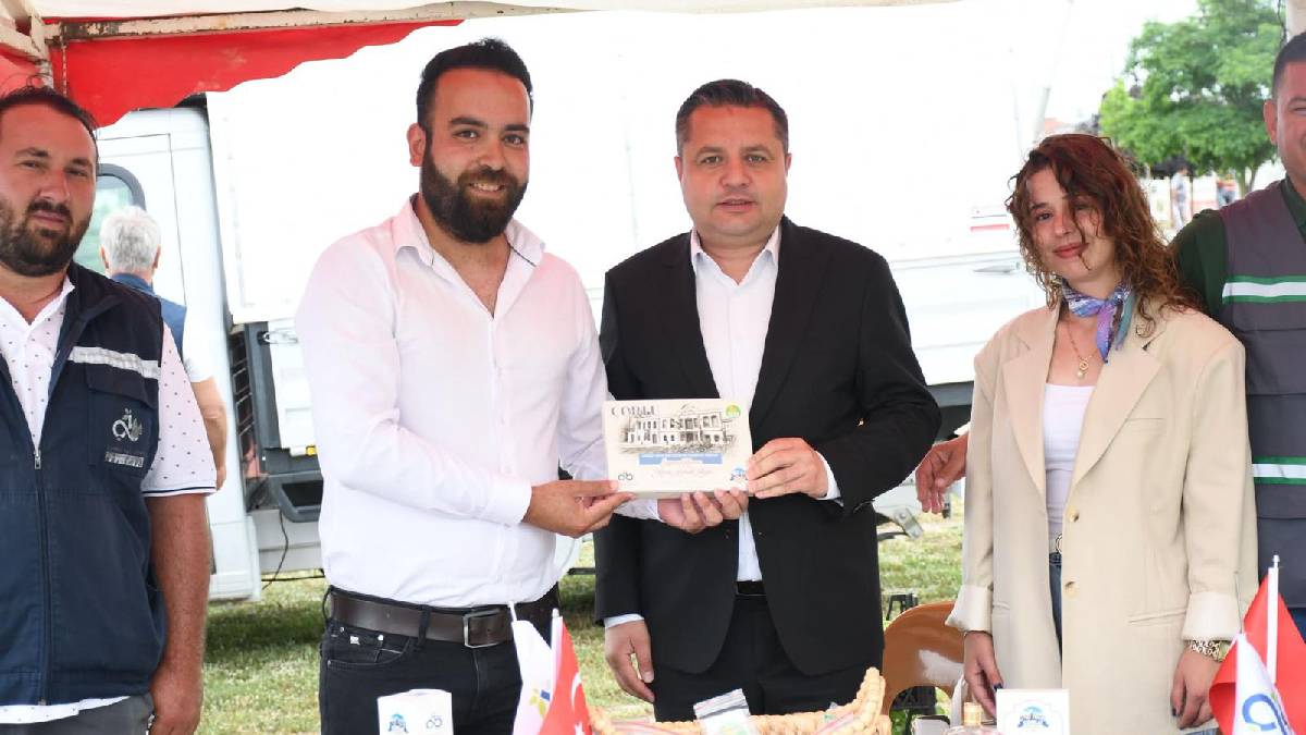 Çorlu Belediyesi Yerel Tohum Takas Şenliği’nde Seymen kavununu tanıttı