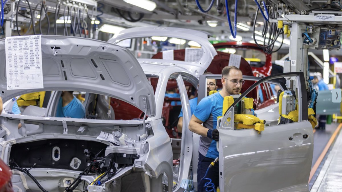Hyundai'den Türkiye'ye yeni yatırım: İzmit'e batarya fabrikası