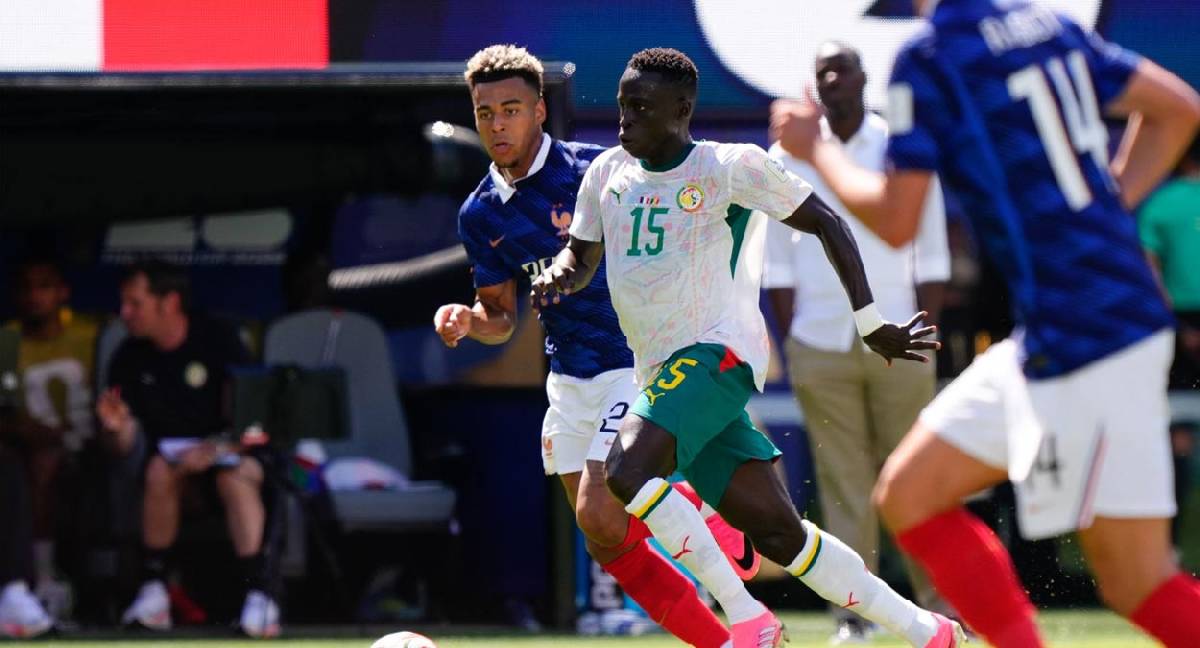 Mbappe sahneye çıktı, Fransa Senegal engelini 3 golle aştı