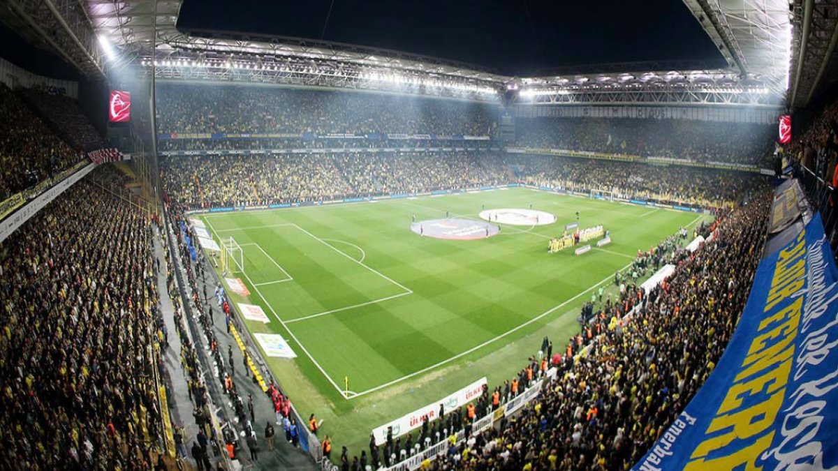 Taraftara 120. yıl müjdesi: 2026-2027 Fenerbahçe kombine fiyatları ne kadar?