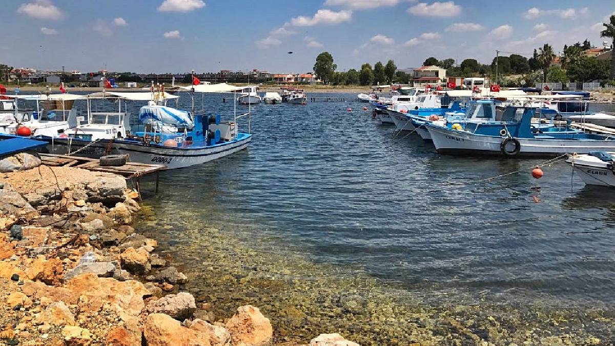 Ege’nin mavi bayraklı cenneti! Konfor ve doğa burada buluşuyor