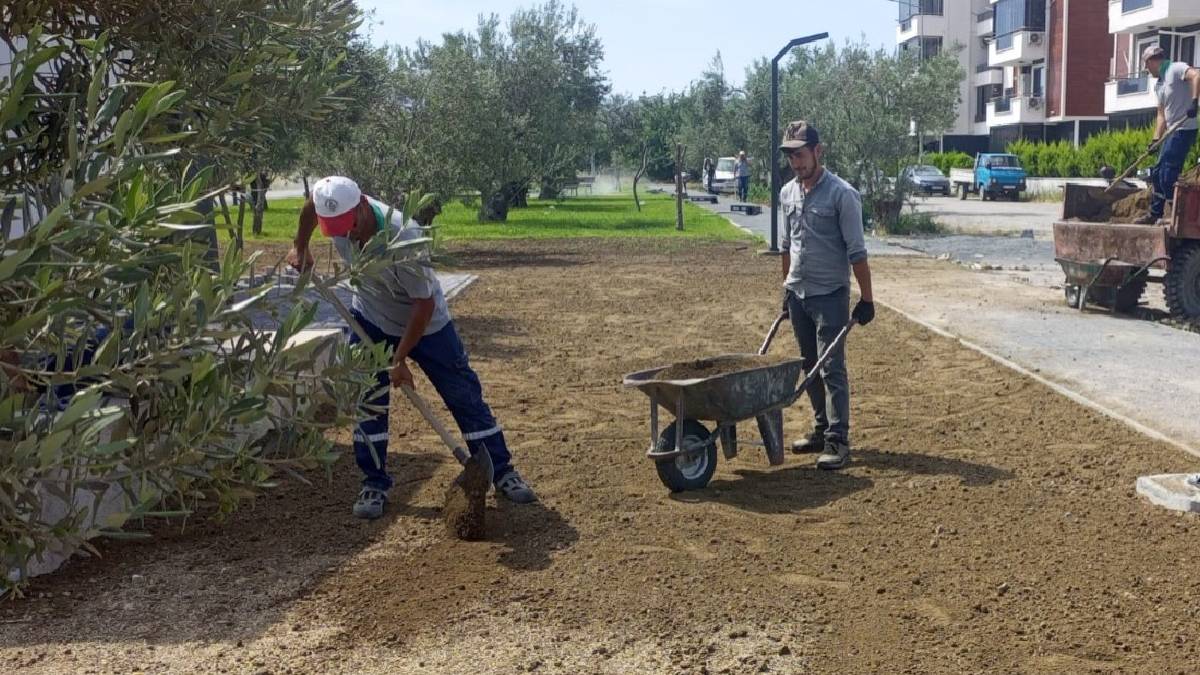Park ve Bahçeler Müdürlüğünden ilçe genelinde yoğun çalışma