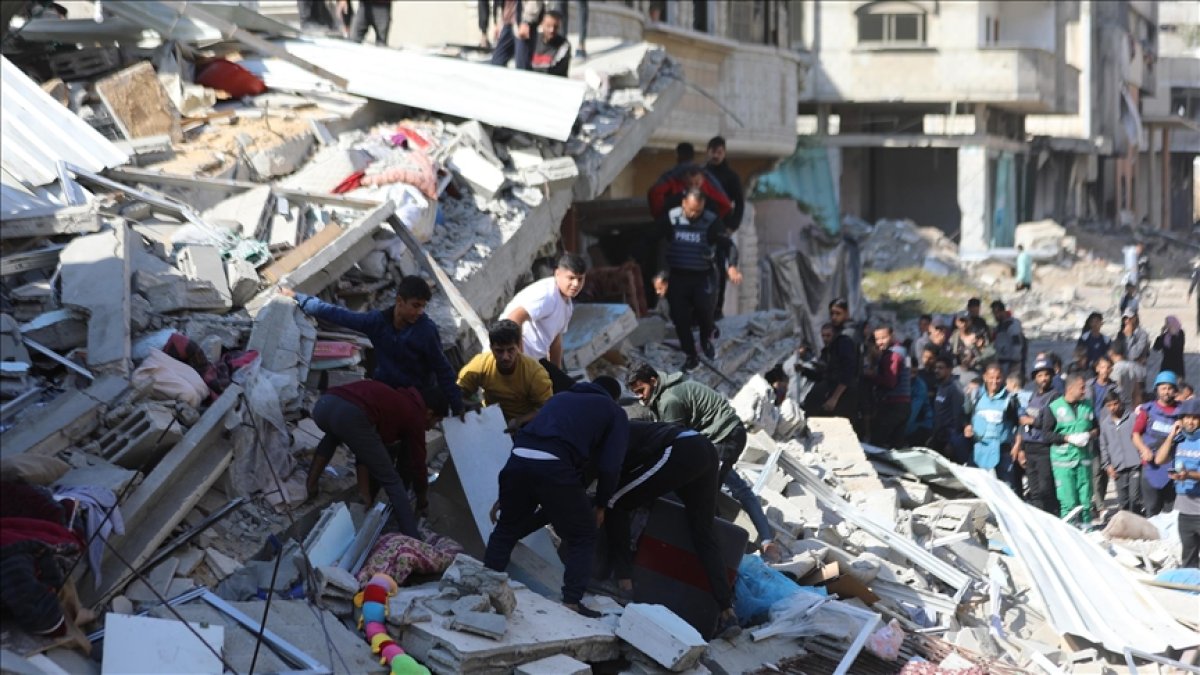 Gazze'de can kaybı 73 bin 18'e yükseldi
