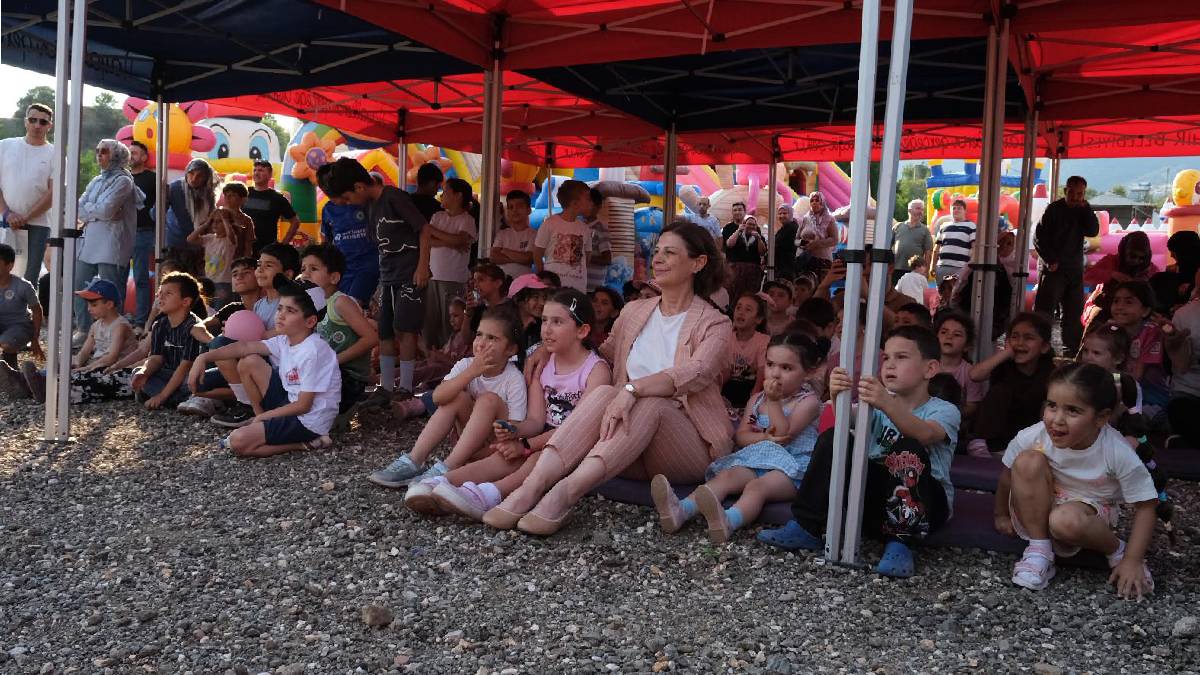 Sarıcakaya ilçesinde şenlik rüzgârı esti
