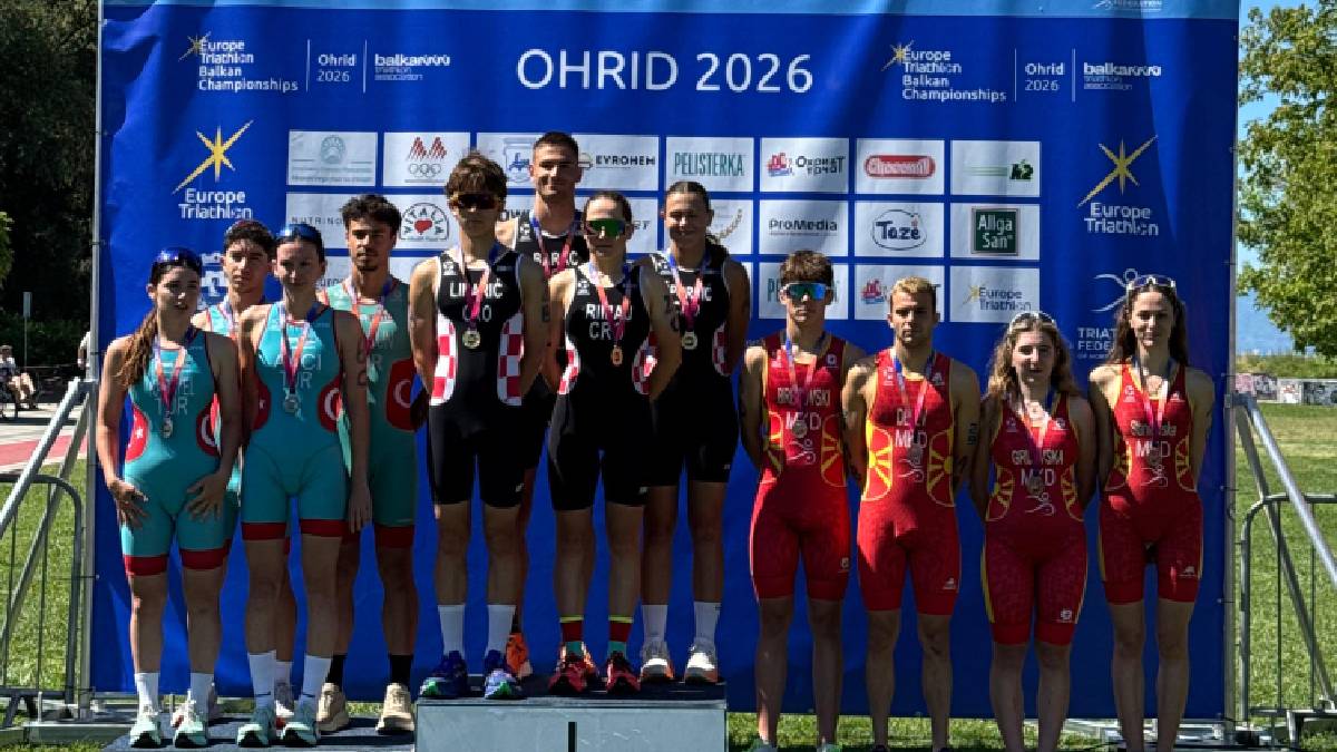 Büyükşehir’in sporcuları gümüş madalya ile döndü