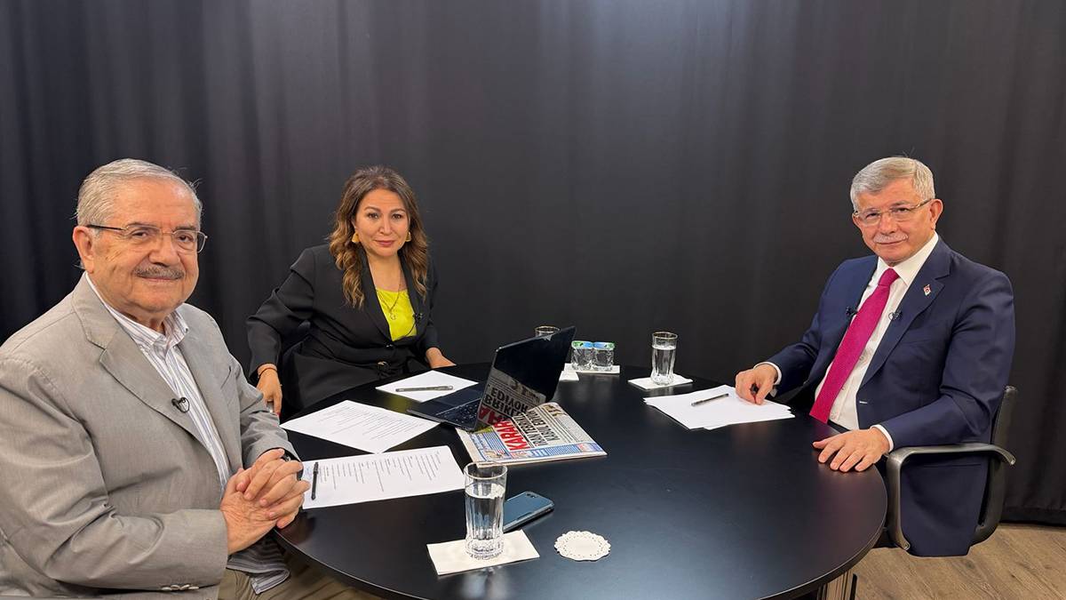 Son dakika! Ahmet Davutoğlu Karar TV'de: Taha Akyol ve Elif Çakır'ın sorularını cevaplıyor