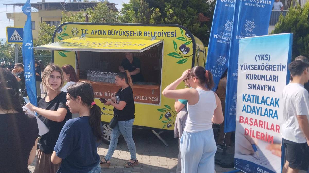 Başkan Çerçioğlu üniversite adaylarının yanında