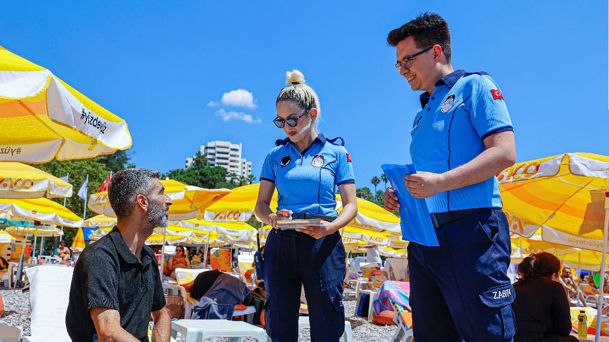 Büyükşehir zabıtasından ‘Dumansız plaj’ uygulaması denetimi