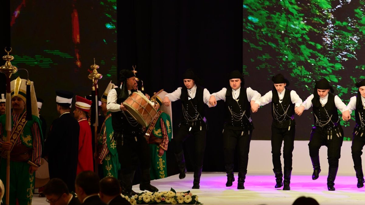 "Horon Bizumdur" diyecekler: Türkiye, 5 bin kişiyle Guinness dünya rekorunu kırmaya hazırlanıyor