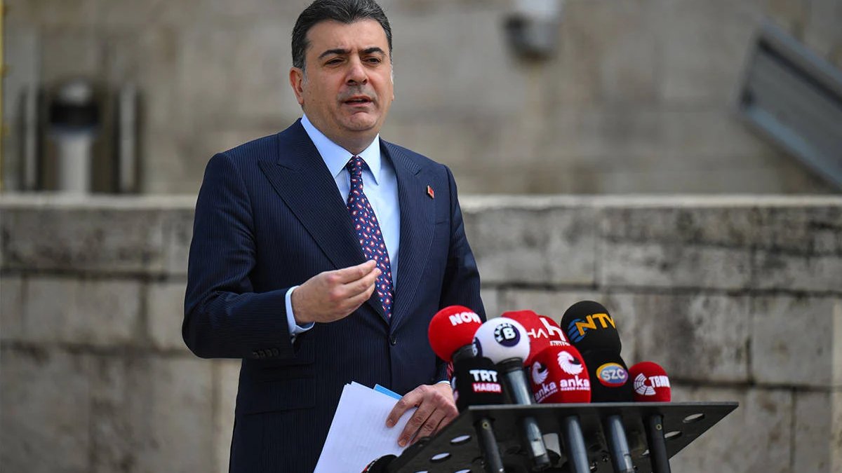 CHP'li Zeynel Emre'den "yeni parti" iddialarına yanıt: CHP'yi kimse adliyeye yaslanarak yönetemez