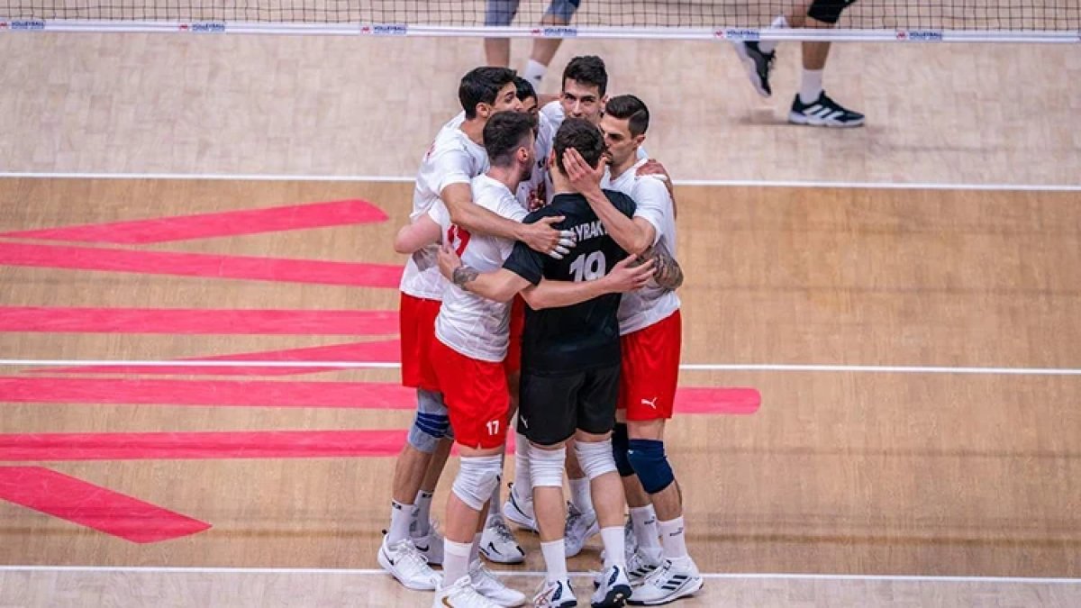 Filenin Efeleri'nin Polonya sınavı başlıyor: Çin - Türkiye voleybol maçı ne zaman, saat kaçta, hangi kanalda?