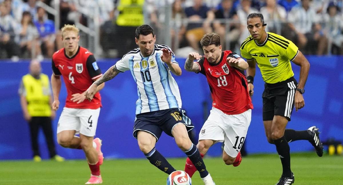 Messi tarihe geçti: Arjantin, Avusturya’yı rahat geçti
