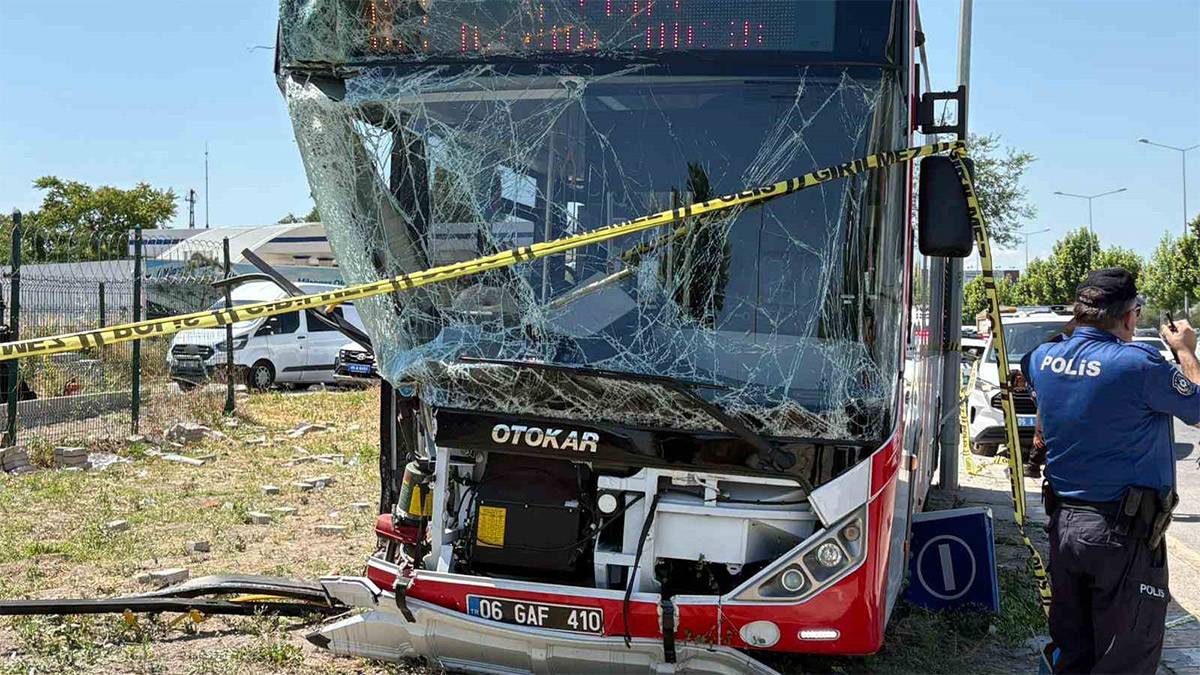 Ankara'da EGO otobüsü kaza yaptı: Ölü ve yaralılar var