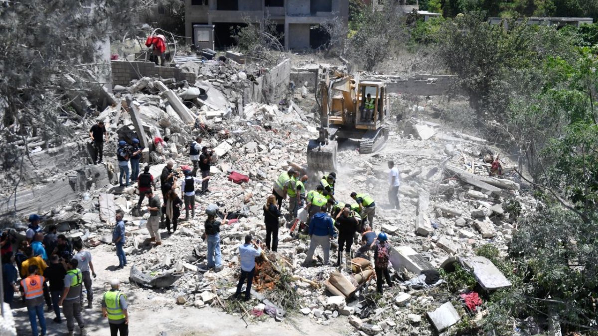 İsrail'in Lübnan'a saldırılarında can kaybı 4 bin 192'ye yükseldi