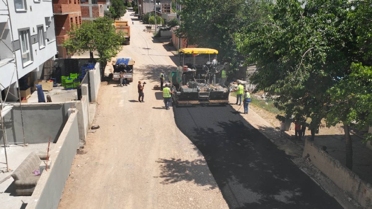 İnegöl'de yollar yenileniyor