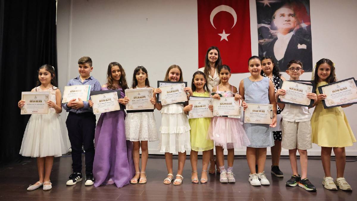 Basamak kursiyerlerinden yıl sonu etkinliği