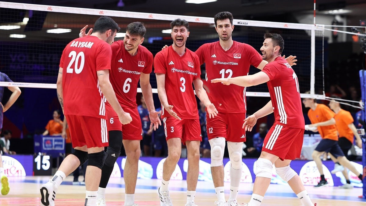 A Milli Erkek Voleybol Takımı VNL’de Çin’i mağlup etti