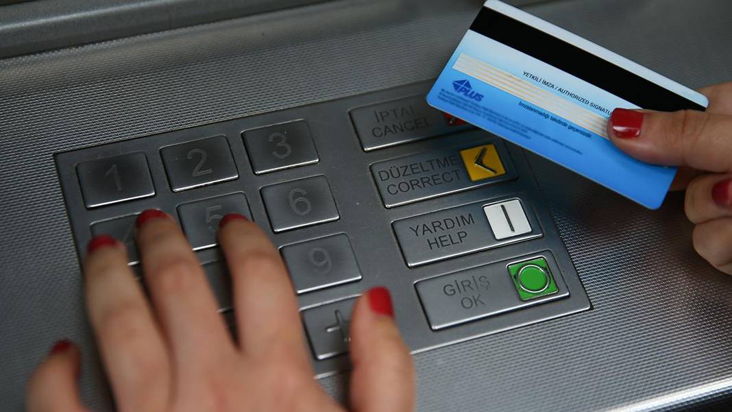 Bankacılıkta kart dönemi kapanıyor: ATM'lerde QR kod teknolojisine geçiş başladı