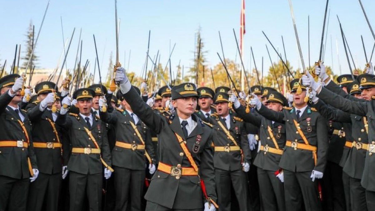 İhraç edilen teğmenin davasında yine 'ret' kararı