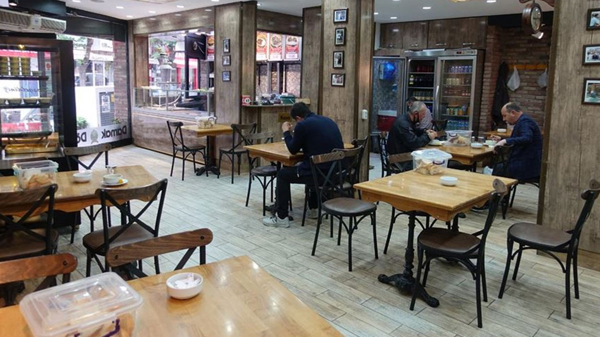 Kafe ve restoranlarda yeni dönem 1 Temmuz'da başlıyor