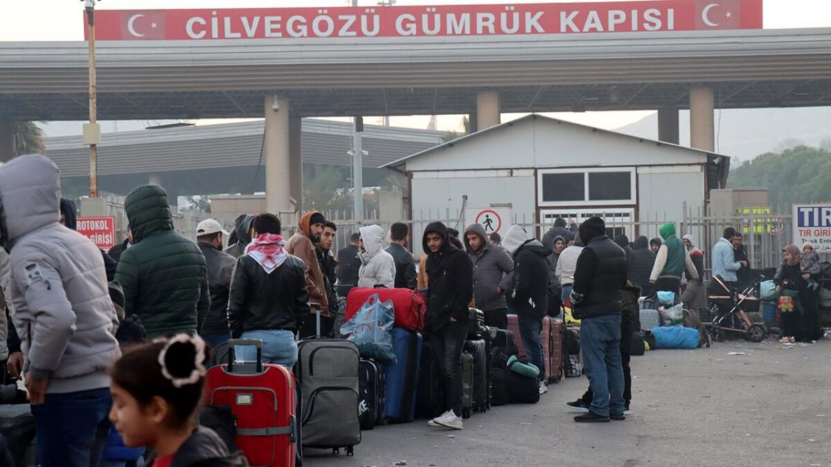 İçişleri Bakanı duyurdu: Türkiye'de kalan Suriyeli sayısı belli oldu