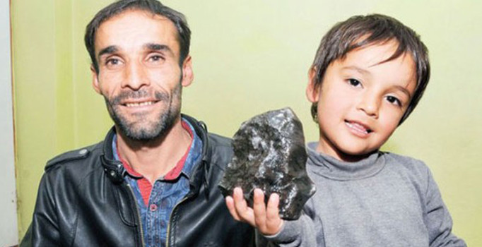 Bingöl'de bir kişi meteor parçasını 300 bine satmadı, 85 bine elden çıkardı