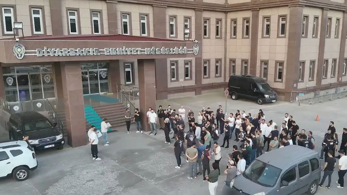 Diyarbakır'da yasa dışı bahis operasyonu: 24 tutuklama