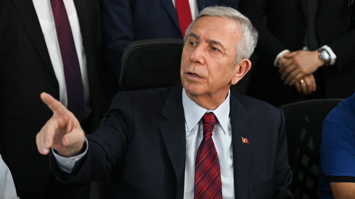 Mansur Yavaş’tan parti değiştiren belediye başkanlarına tepki