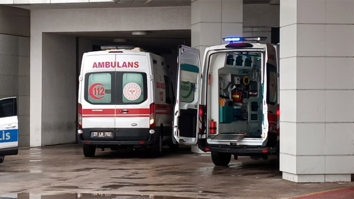 Gaziantep'te dehşet! 16 yaşındaki çocuğu okul arkadaşı parkta bıçakladı