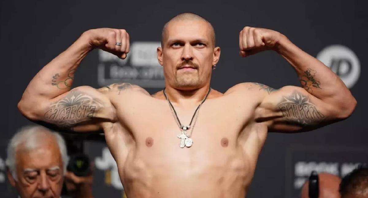 Usyk’ten boks dünyasını sarsan karar: Kemerlerini bırakıyor, son dansa hazırlanıyor