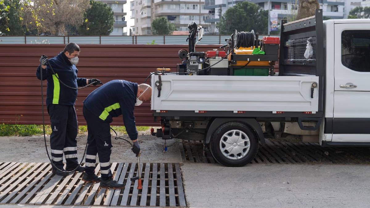 İzmir’de sivrisineğe karşı dev mücadele: 254 bin noktada yılın 12 ayı kesintisiz savaş