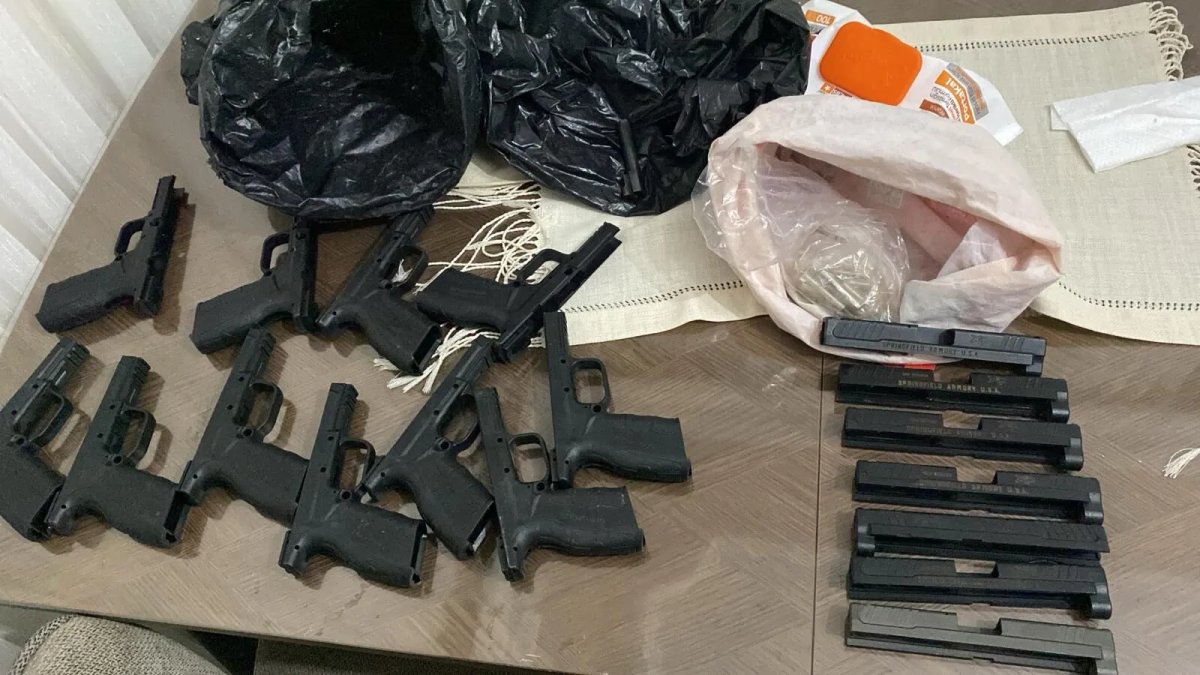 Sakarya'da silah kaçakçılığı operasyonu: 2 bin 366 silah parçası ele geçirildi