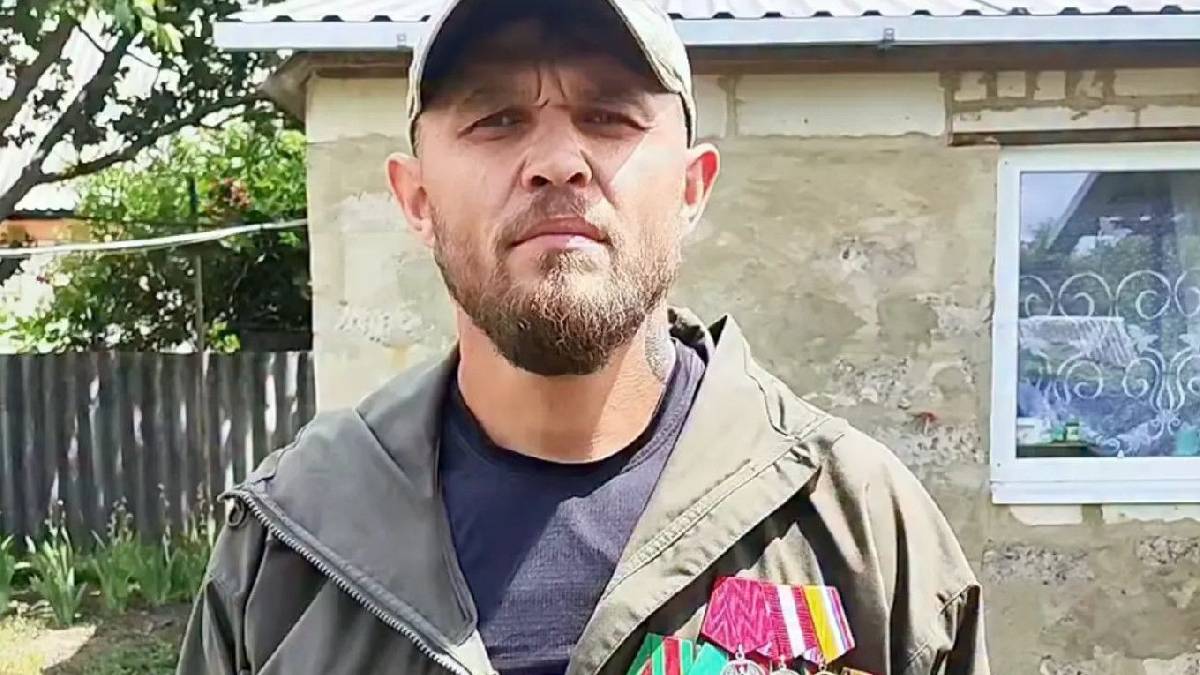 Savaş gazisinden Kremlin’e orduda isyan tehdidi: Putin’le görüşmezsek ordu silahını Kremlin’e çevirir