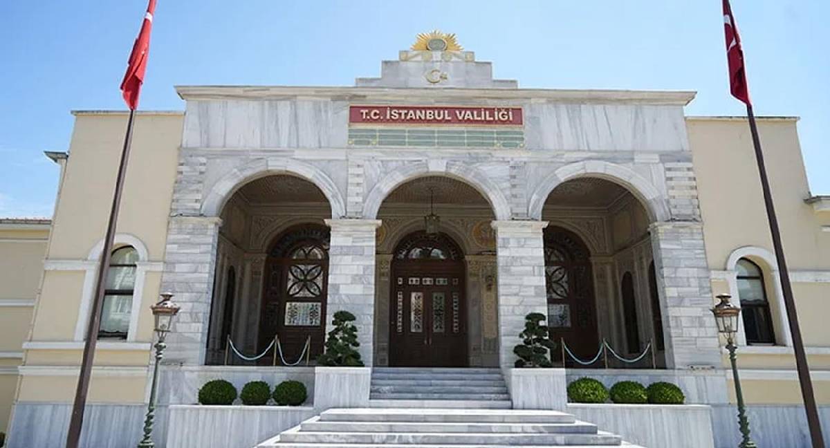 Valilik açıkladı: Beyoğlu'nda bir bar kapatıldı