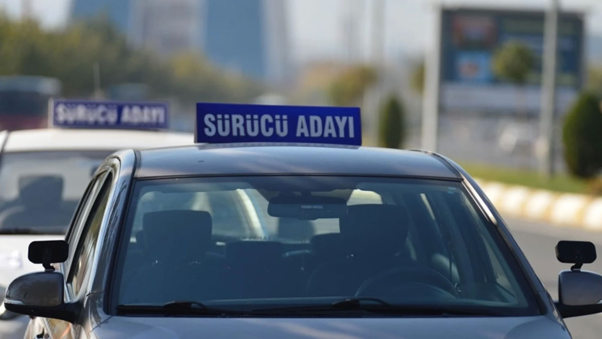Ehliyet alacaklara müjde: Direksiyon sınavında yeni dönem