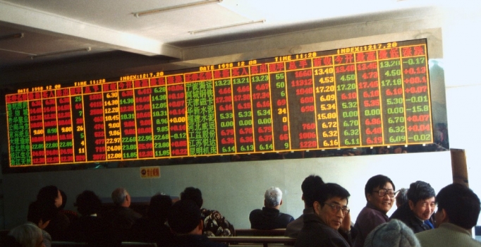 "Çin borsasındaki kayıp, İngiltere ekonomisine bedel"