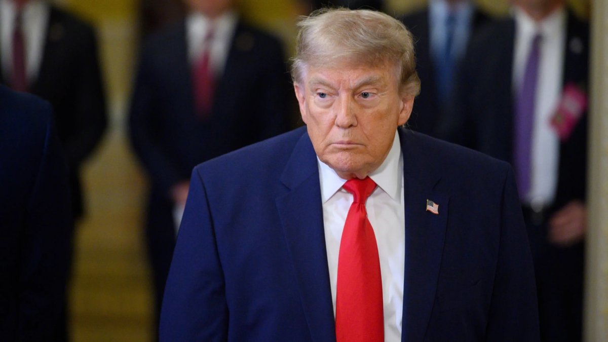 Trump: İran'la yarın Doha'da görüşeceğiz