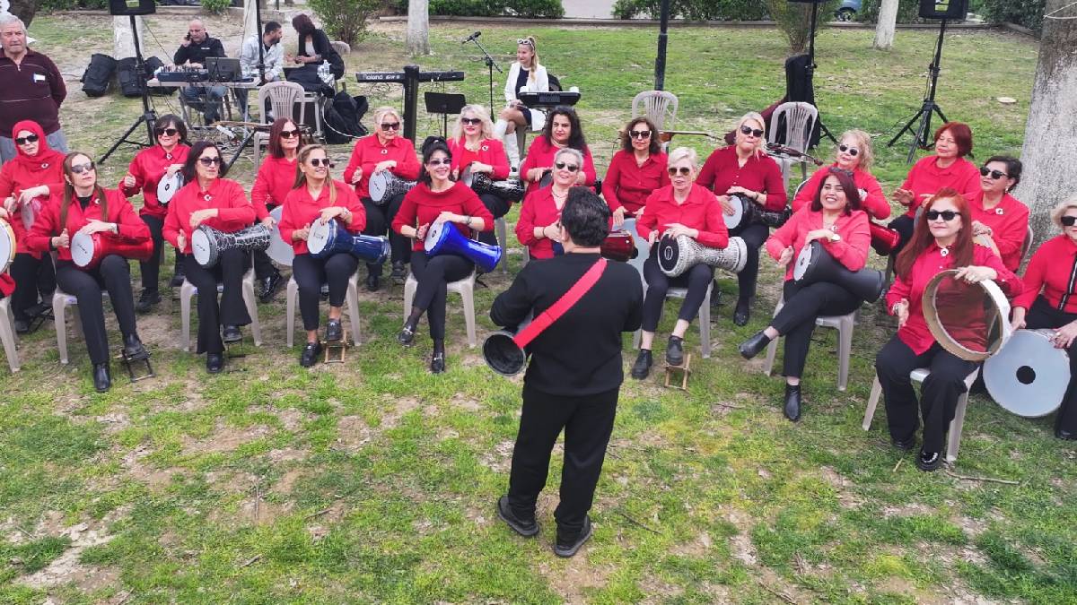 Efeler’de sanat gecesi: Başkan Anıl Yetişkin’den davet