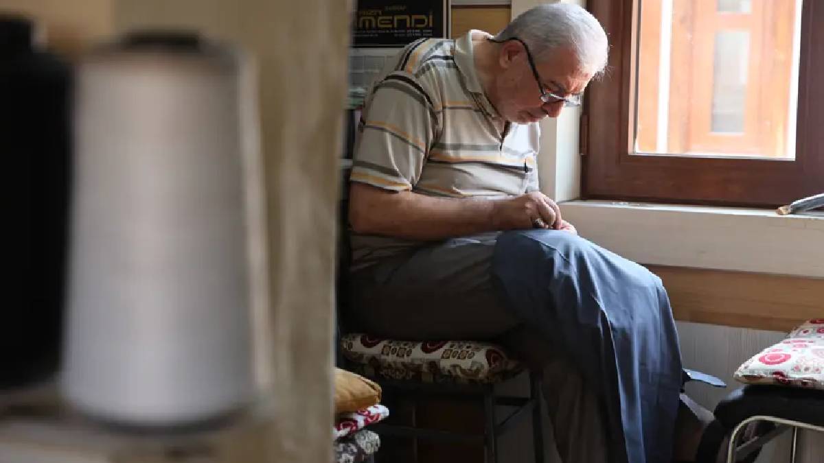 Türkiye’de son 30-40 temsilciden biri! İğneyle yaptığını fabrika bile yapamaz