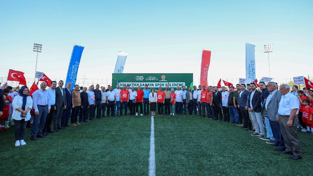 Türkiye'de ilk ve tek olan "Sokaktan Sahaya Spor Şöleni" turnuvasına yoğun ilgi: Katılım bu yıl ikiye katlandı