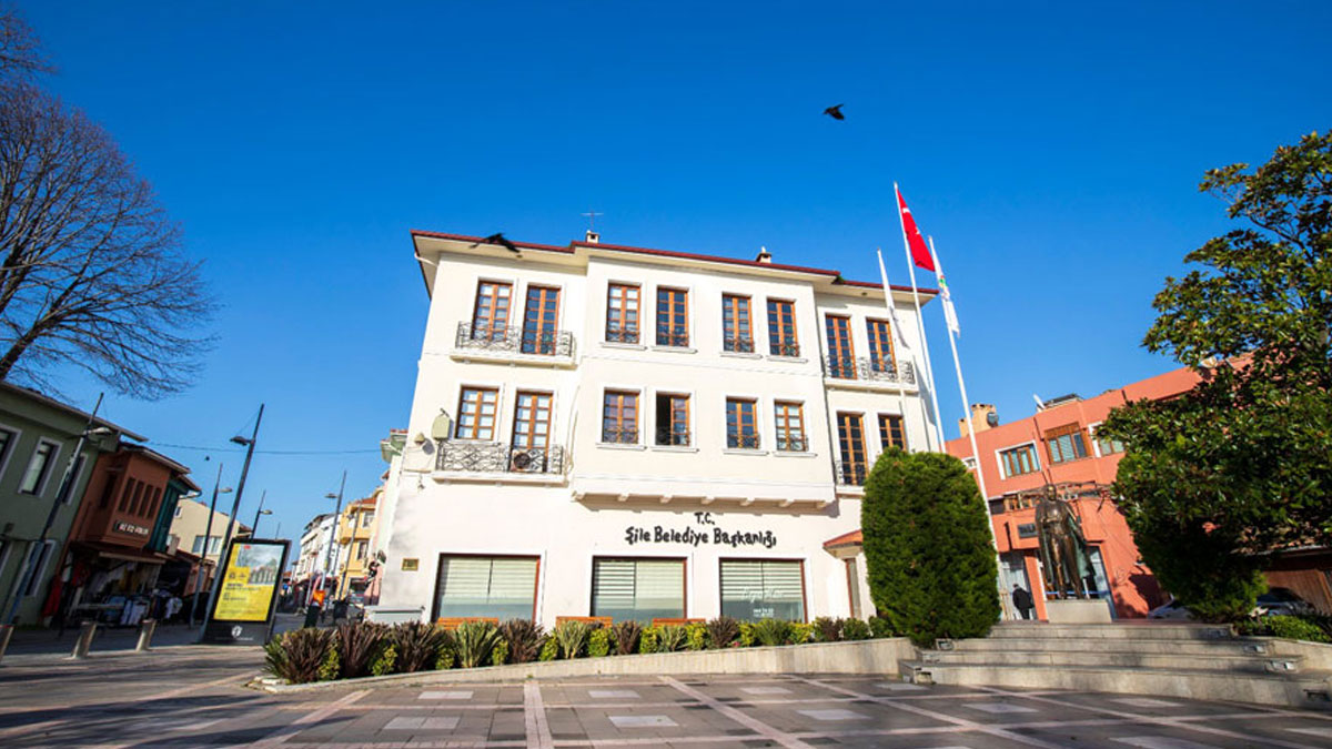 Şile Belediyesi'ne yönelik operasyonda 13 tutuklama